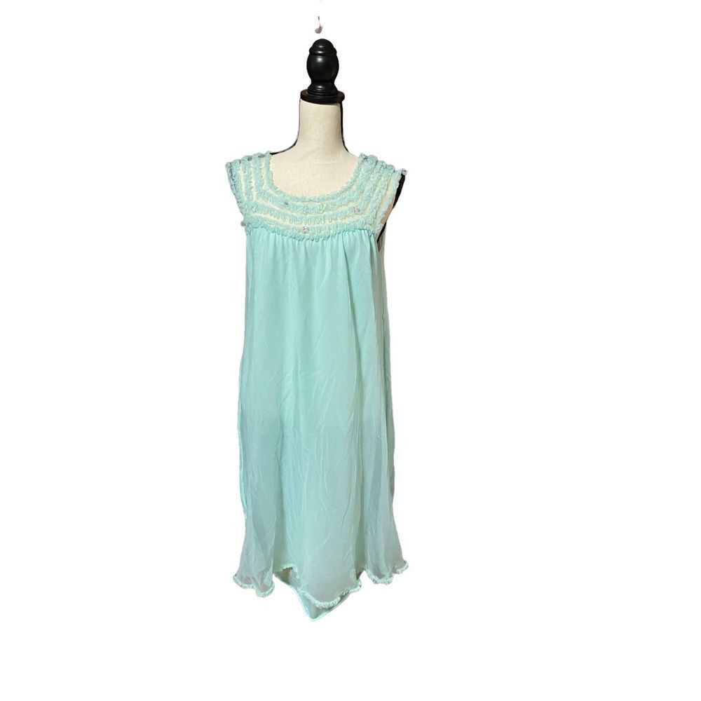 𝅺VINTAGE Adonna turquoise nightie size M